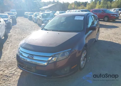 2011 Ford Fusion Se z USA, uszkodzony, nr VIN 3FAHP0HA9BR111408